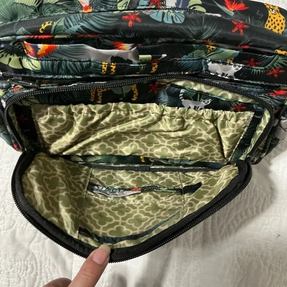 Carousel XL LUG Bag “Wildlife Black” - Picture 4 of 16